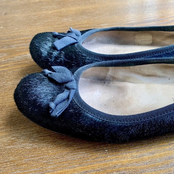 Diane Von Furstenberg calf hair Black Flats with Bow - Picture 2 of 8